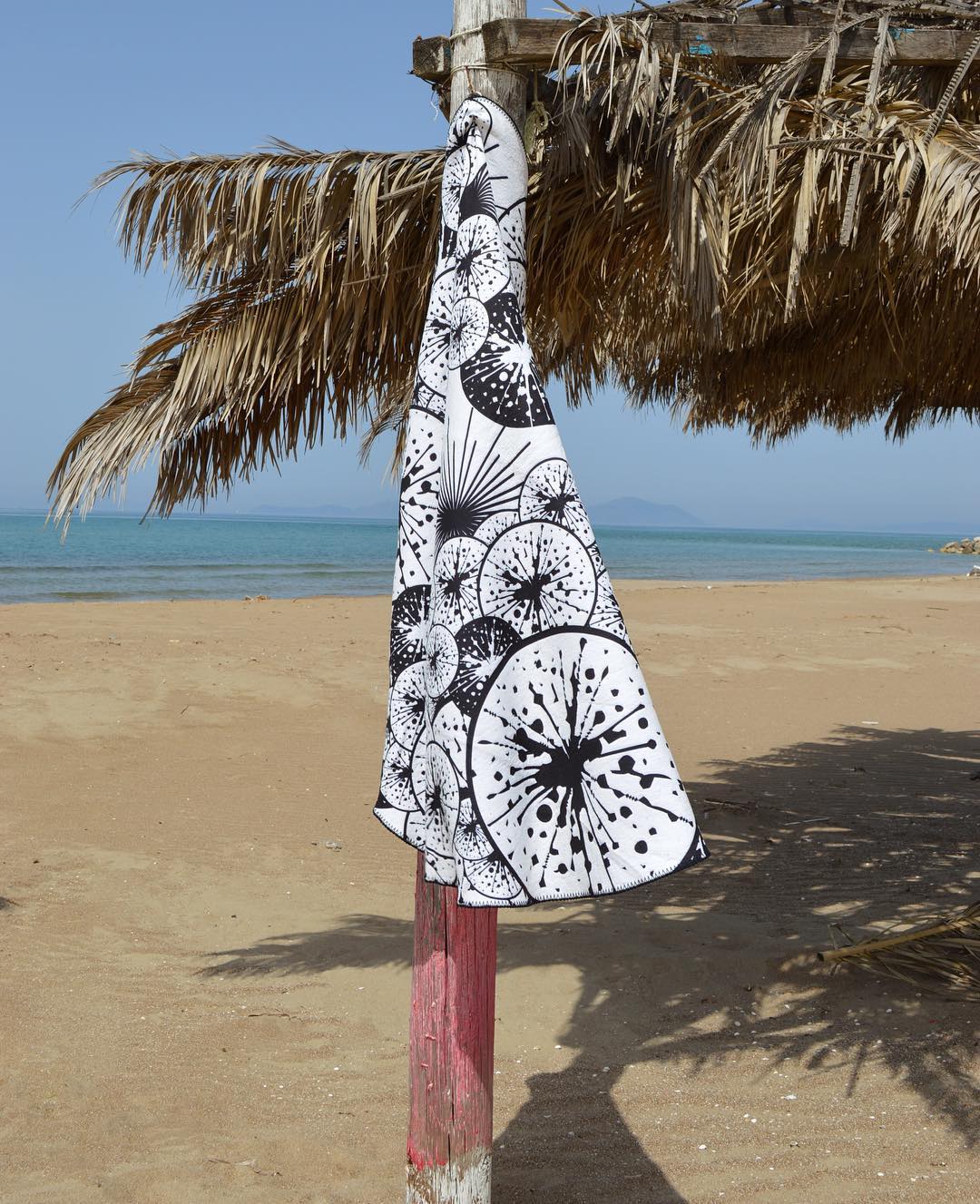 4709-1Quick Dry Floral Beach Cover-Up Beach Mat Tow